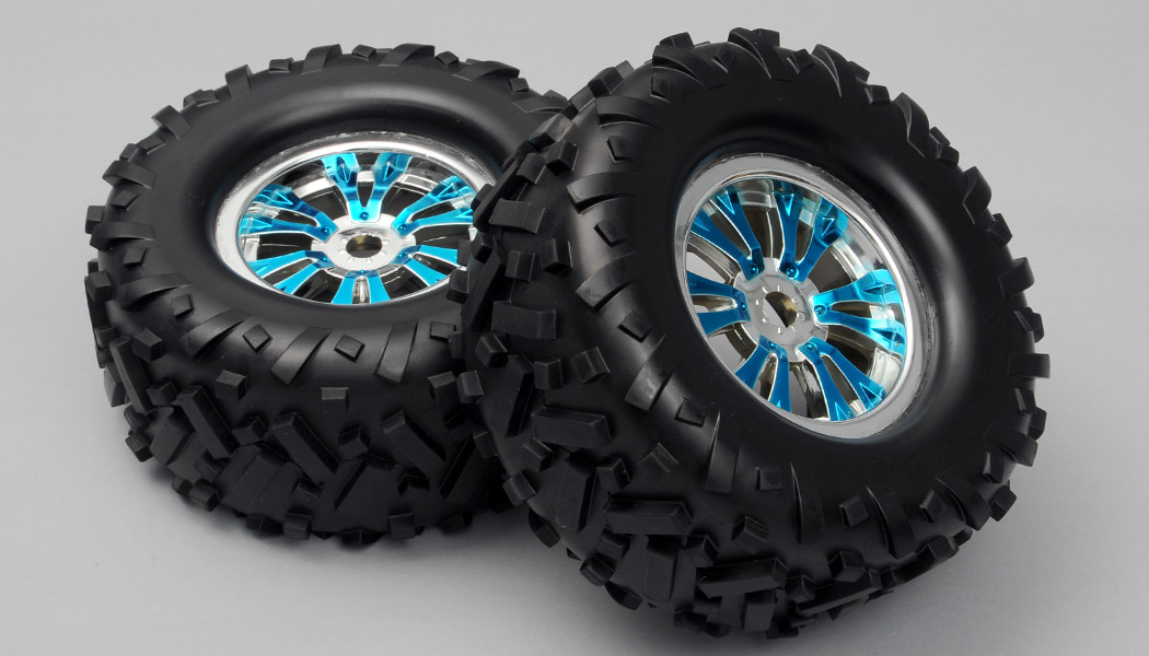 blue chrome wheels.jpg