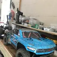 mobo-racing Edelstahl-Schrauben für den ARRMA Senton 4X4 550 Mega SCT mobo-racing Edelstahl-Schrauben für den ARRMA Senton 4X4 550 Mega SCT