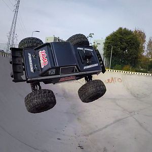 Arrma Outcast in action #4