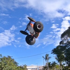 arrma notorious orange 13.jpg