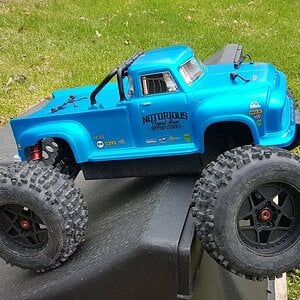 Truggyfied Arrma Typhon + Notorious and more at Shipshaw sand pit with sebas