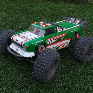 Arrma Outcast new paintjob