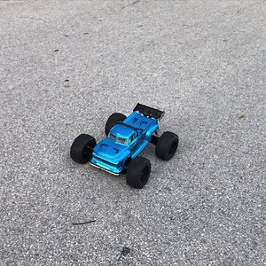 ARRMA Notorious 6s Stunt Truck / Wheelie Runs ( 1080P)