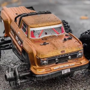 rc outcast 4s