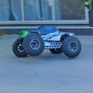 werner sline CEN reeper alza chassis and hobao mt2 tires rims 15.jpg
