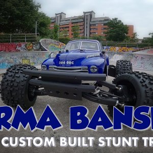 2040 RC - Under the hood & first run: 1/10 Arrma "Banshee" custom built stunt truck